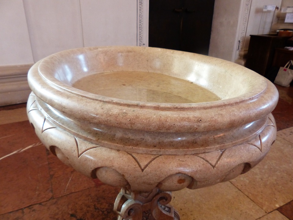 WRF Member Dustin Messer Discusses "Viewing the Baptismal Font as Half Empty: How To Choose a Denomination"